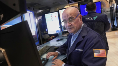 US markets today: Wall Street heads for fifth straight monthly gain; investors watch jobs, Fed, and government shutdown US markets today: Wall Street heads for fifth straight monthly gain; investors watch jobs, Fed, and government shutdown