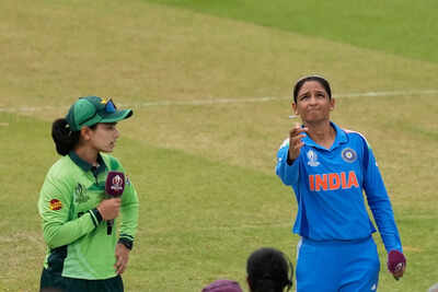 Did Pakistan ‘unfairly’ win the toss against India? Controversial call sparks debate – Watch Did Pakistan ‘unfairly’ win the toss against India? Controversial call sparks debate – Watch