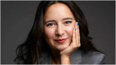 Bari Weiss’ 10-point memo to CBS staff on day 1 as editor-in-chief goes viral: Is she a Conservative? Bari Weiss’ 10-point memo to CBS staff on day 1 as editor-in-chief goes viral: Is she a Conservative?