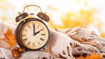 Daylight saving time 2025: When clocks fall back, health risks, and everything you need to know about | World News Daylight saving time 2025: When clocks fall back, health risks, and everything you need to know about | World News