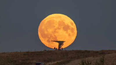 Harvest moon 2025: When, where and how to witness the rare autumn full moon lighting up skies worldwide this October; check visibility in India | Harvest moon 2025: When, where and how to witness the rare autumn full moon lighting up skies worldwide this October; check visibility in India |