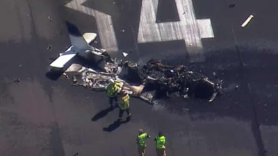 3 killed in Australia plane crash: Aircraft crashes at New South Wales Airport; flight catches fire after landing 3 killed in Australia plane crash: Aircraft crashes at New South Wales Airport; flight catches fire after landing