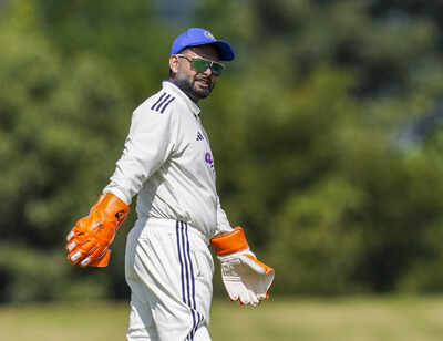 Rishabh Pant shows sharp return; spinners lead India ‘A’ fightback after South Africa ‘A’ start strong | Cricket News Rishabh Pant shows sharp return; spinners lead India ‘A’ fightback after South Africa ‘A’ start strong | Cricket News