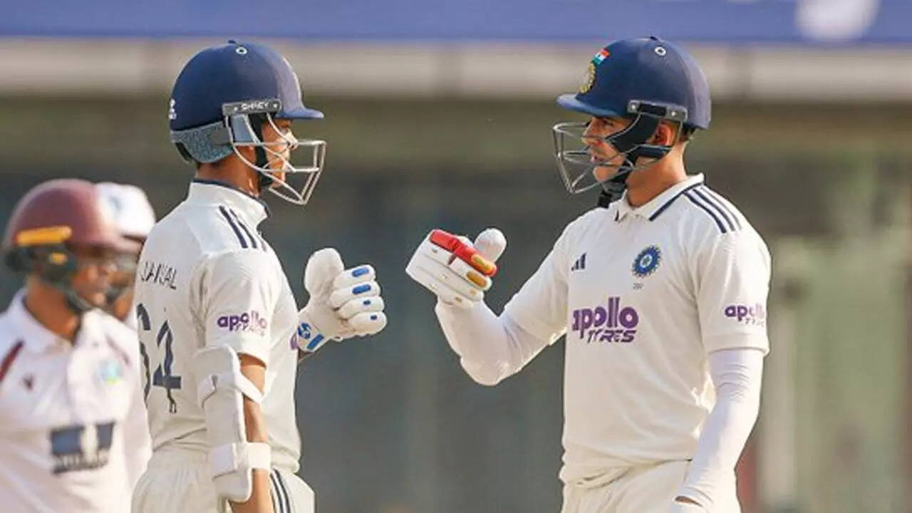 IND vs WI Live Score, 2nd Test Match Day 2: Yashasvi Jaiswal eyes more milestones as India dominate West Indies in Delhi IND vs WI Live Score, 2nd Test Match Day 2: Yashasvi Jaiswal eyes more milestones as India dominate West Indies in Delhi