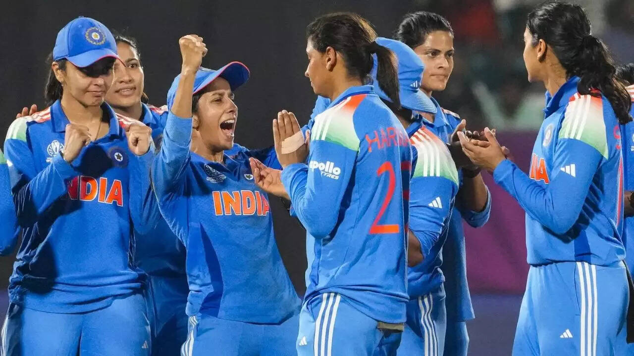 India vs England Live Score, Women’s World Cup 2025: India eye early wickets against England in Indore; Renuka Thakur replaces Jemimah Rodrigues