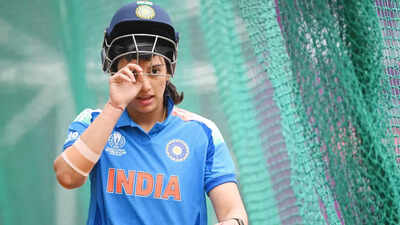 Tears in dugout: Smriti Mandhana breaks down as India stare at World Cup exit | Cricket News