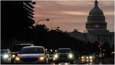All work and no pay: US govt shutdown hits federal workers; forced to apply for loans to meet daily needs All work and no pay: US govt shutdown hits federal workers; forced to apply for loans to meet daily needs