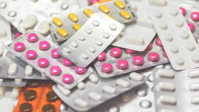 What happens if you take expired medication: Risks, side effects, and safe disposal | What happens if you take expired medication: Risks, side effects, and safe disposal |