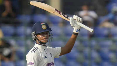 IND vs WI, 2nd Test: Unbeaten Yashasvi Jaiswal’s 173 leads India to 318/2 at stumps on Day 1 | Cricket News IND vs WI, 2nd Test: Unbeaten Yashasvi Jaiswal’s 173 leads India to 318/2 at stumps on Day 1 | Cricket News