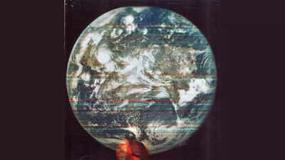 How was the first full-colour photograph of Earth captured by NASA |