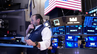 US market today: Wall street holds near record highs; Warner Bros bidding war lifts stocks ahead of Fed decision