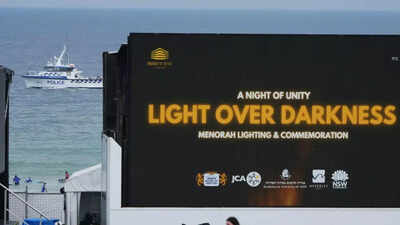 Thousands gather at Bondi Beach to mourn victims of antisemitic attack