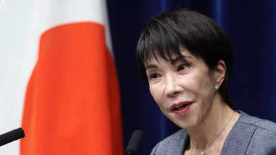 Japan govt approves record 122 trillion yen budget