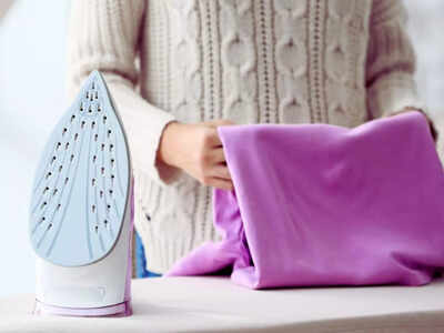 How to get wrinkles out of clothes without an iron |