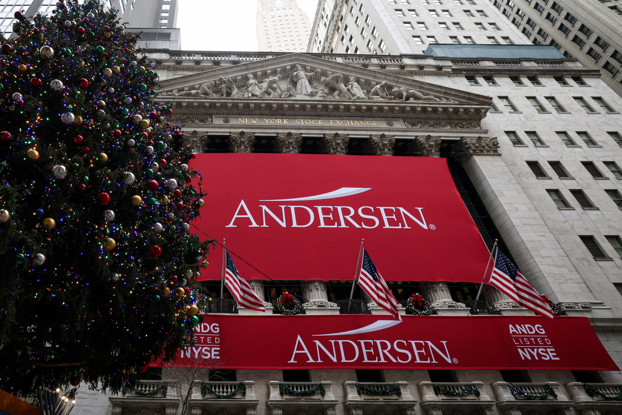 Andersen’s IPO Makes It Hard for Investors to See Straight