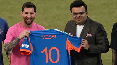 Jay Shah gifts T20 World Cup tickets, Team India jersey and bat to Lionel Messi – Watch | Football News
