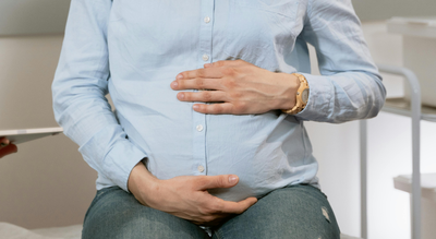 Woman born with two-uteruses shares candid answers to people’s biggest questions |