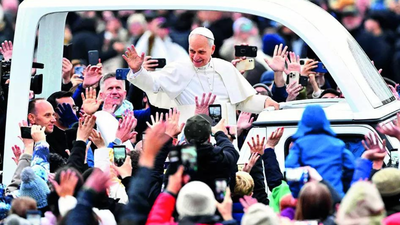 In first Christmas sermon, Pope Leo tells world’s leaders to talk rather than make war