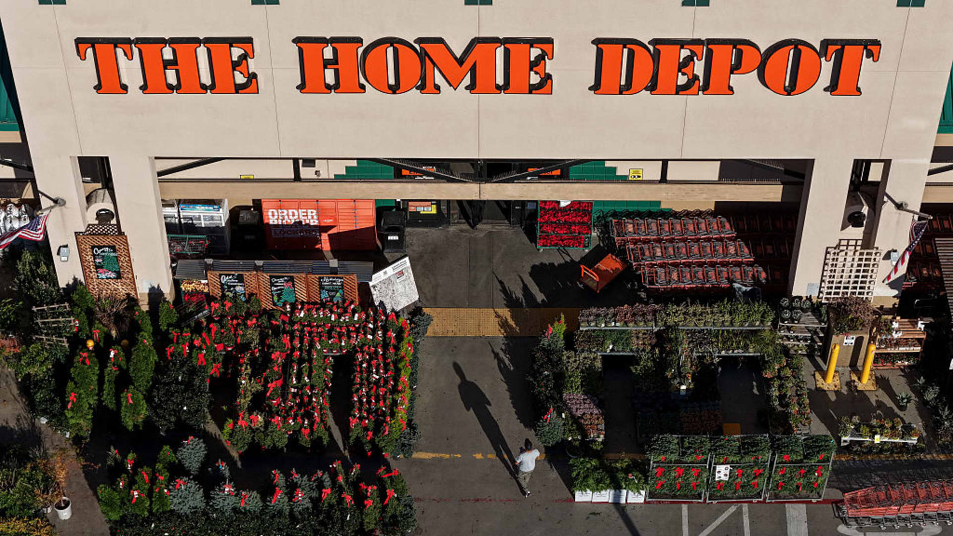 Home Depot lays off 800 workers, announces 5 day return to office