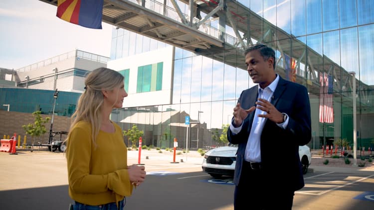 Intel’s stock jumps 10% to highest since early 2022 ahead of earnings