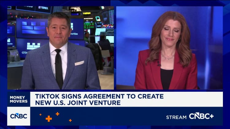 TikTok forms U.S. joint venture, names a CEO