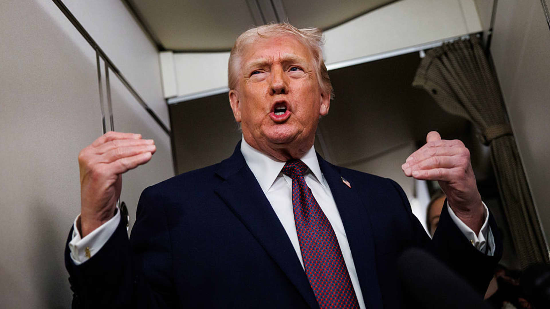 Trump threatens to sideline U.S. oil giant Exxon Mobil from Venezuela