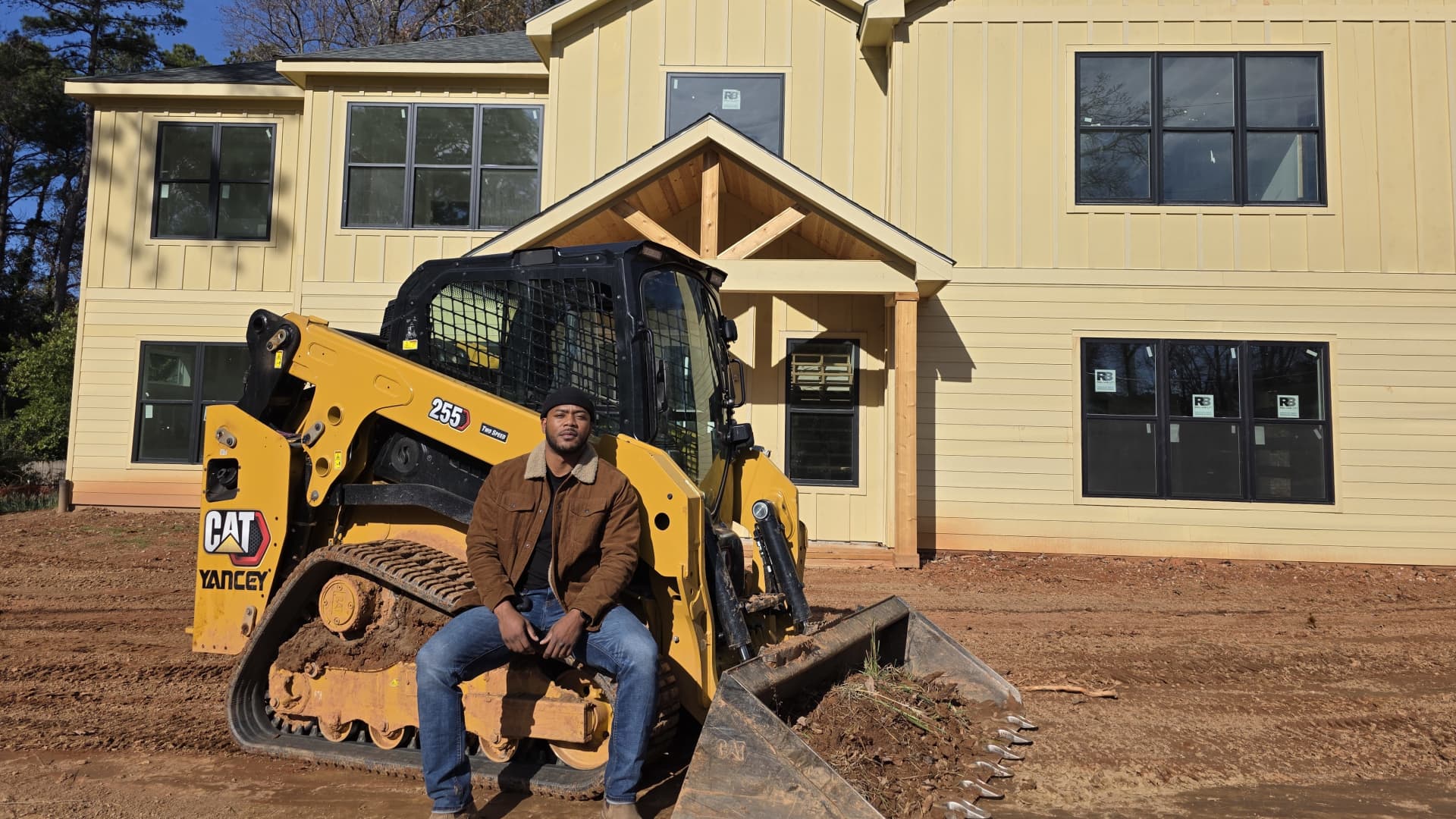 Can Home Depot’s AI-powered push to court pros move the needle in its own business?