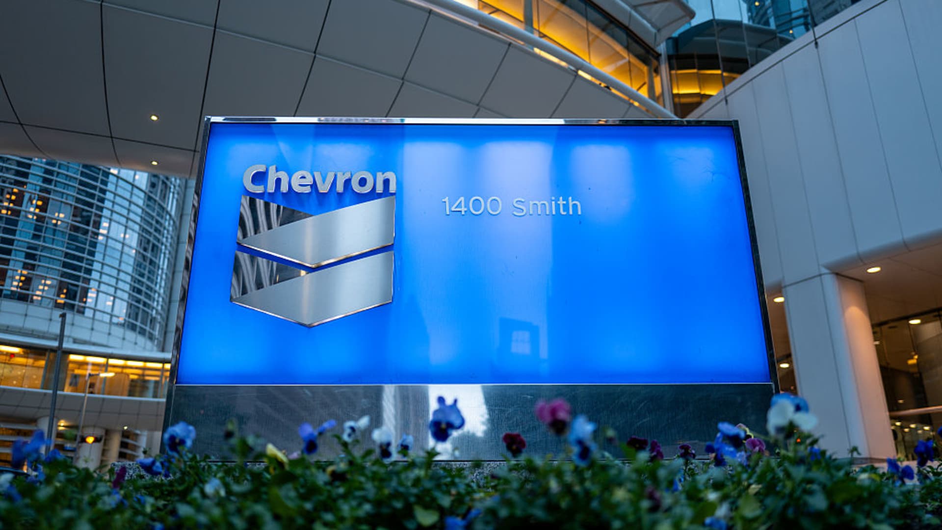 Chevron gets JPMorgan upgrade, citing Hess integration and cost reductions