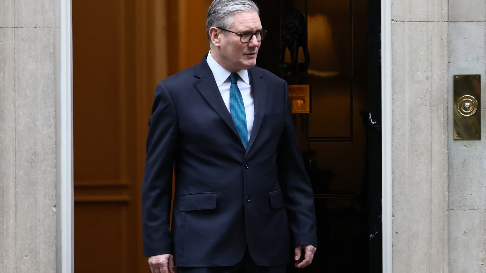 Airbus, AstraZeneca and HSBC executives join UK’s Starmer on high-stakes China trip