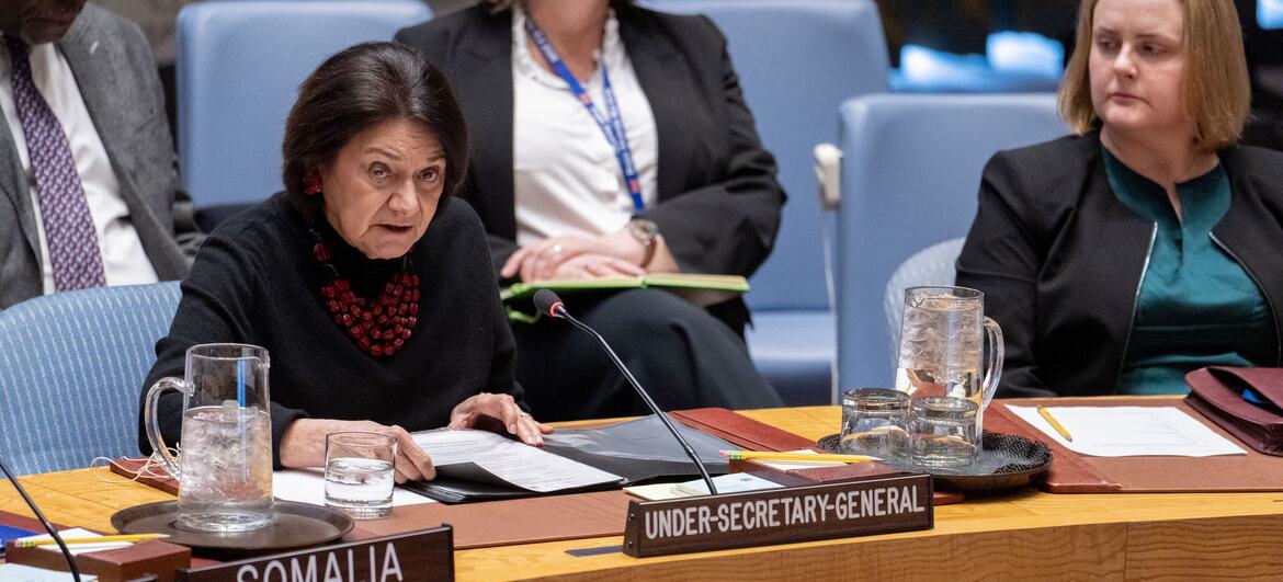 Ukraine: Deadly Russian strikes push civilians deeper into winter crisis