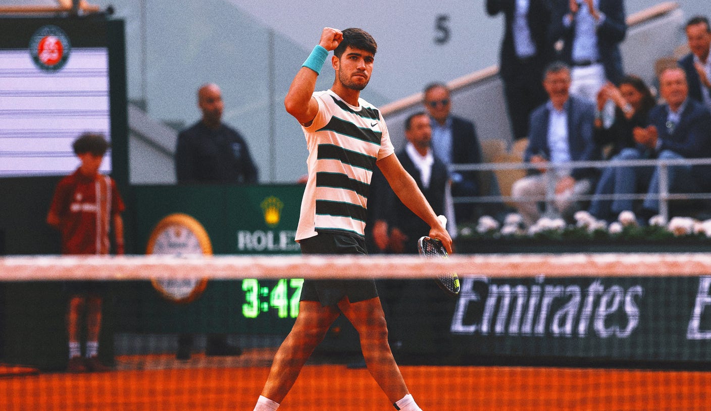 Carlos Alcaraz pulls off comeback to take down Jannik Sinner in French Open thriller