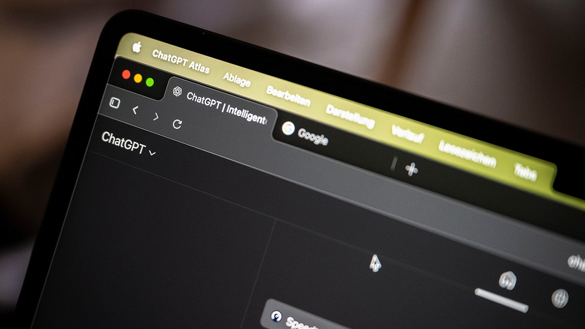 ChatGPT 2025 apps connect to Apple Music, Canva, Expedia and more services