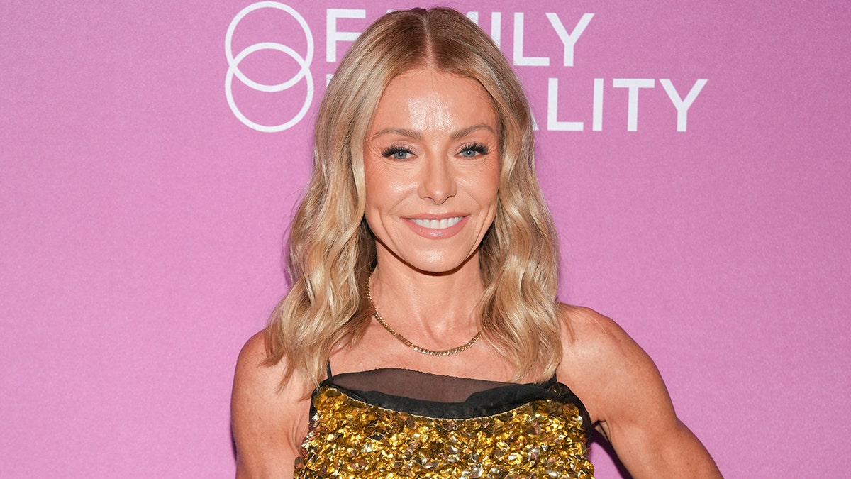TV host Kelly Ripa said she’ll consider ‘naked flying’ after hilarious confusion