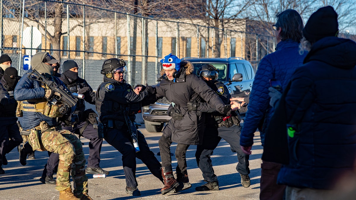 Germany issues travel advisory to citizens for US amid Minneapolis protests