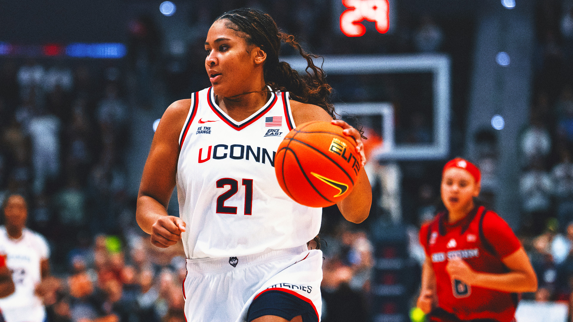 2025 Women’s Wooden Award Odds: Heavy Favorite Sarah Strong Surges