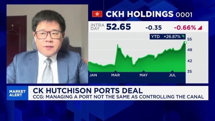 Panama cancels China-linked port deal, hands canal terminals to Maersk, MSC