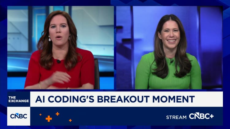 Apple adds agentic coding from Anthropic and OpenAI to Xcode