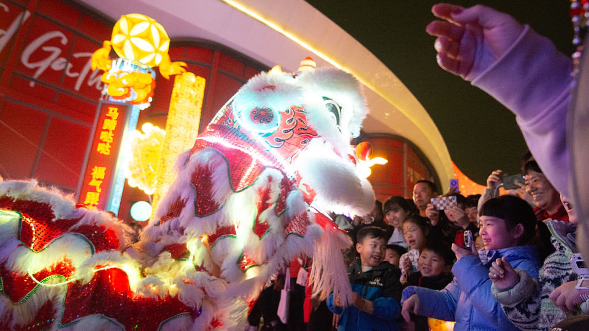 China’s AI titans are giving away money and cars to try and woo users