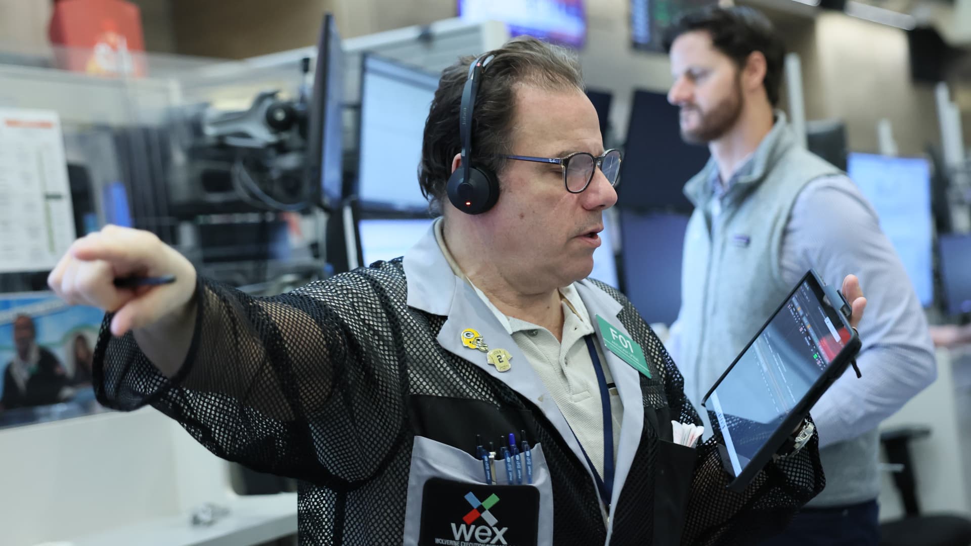 Stock market today: Live updates