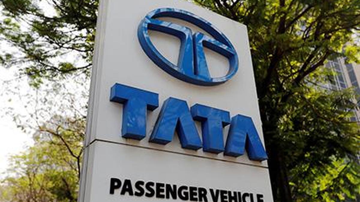 Tata Motors Passenger Vehicles posts net loss of ₹3,483 crore in Q3