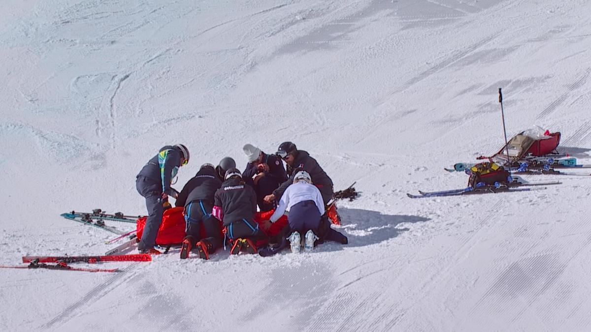 2026 Winter Olympics: Lindsey Vonn breaks leg in downhill crash, in stable condition at hospital