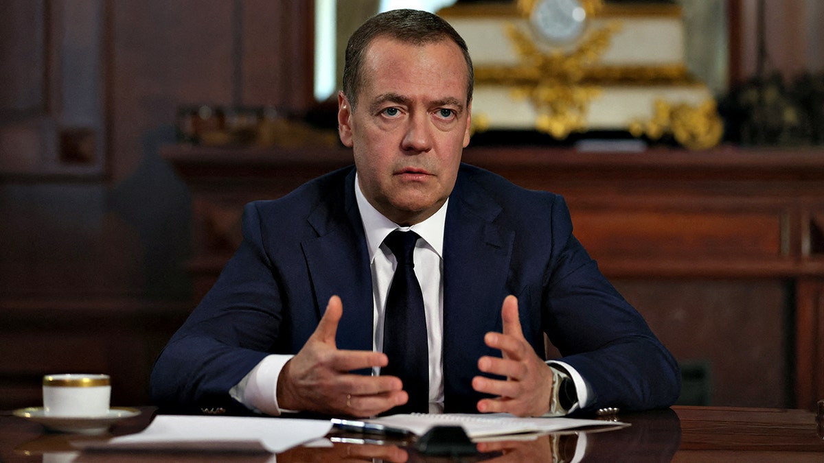 Kremlin official Dmitry Medvedev praises Trump Ukraine peace efforts