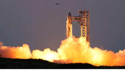 Elon Musk’s SpaceX seeks FCC approval for solar-powered satellites to run AI data centres in orbit |