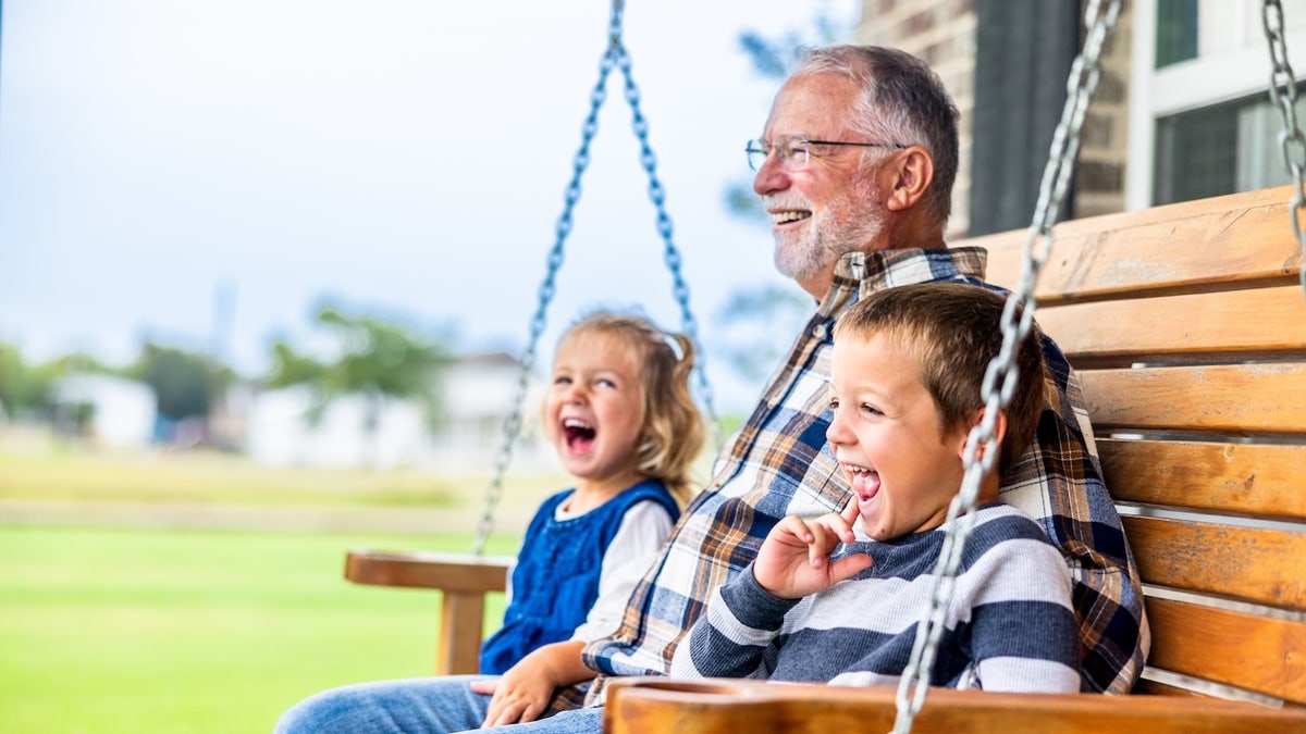 Grandchildren care slows mental decline, American Psychological Association study finds