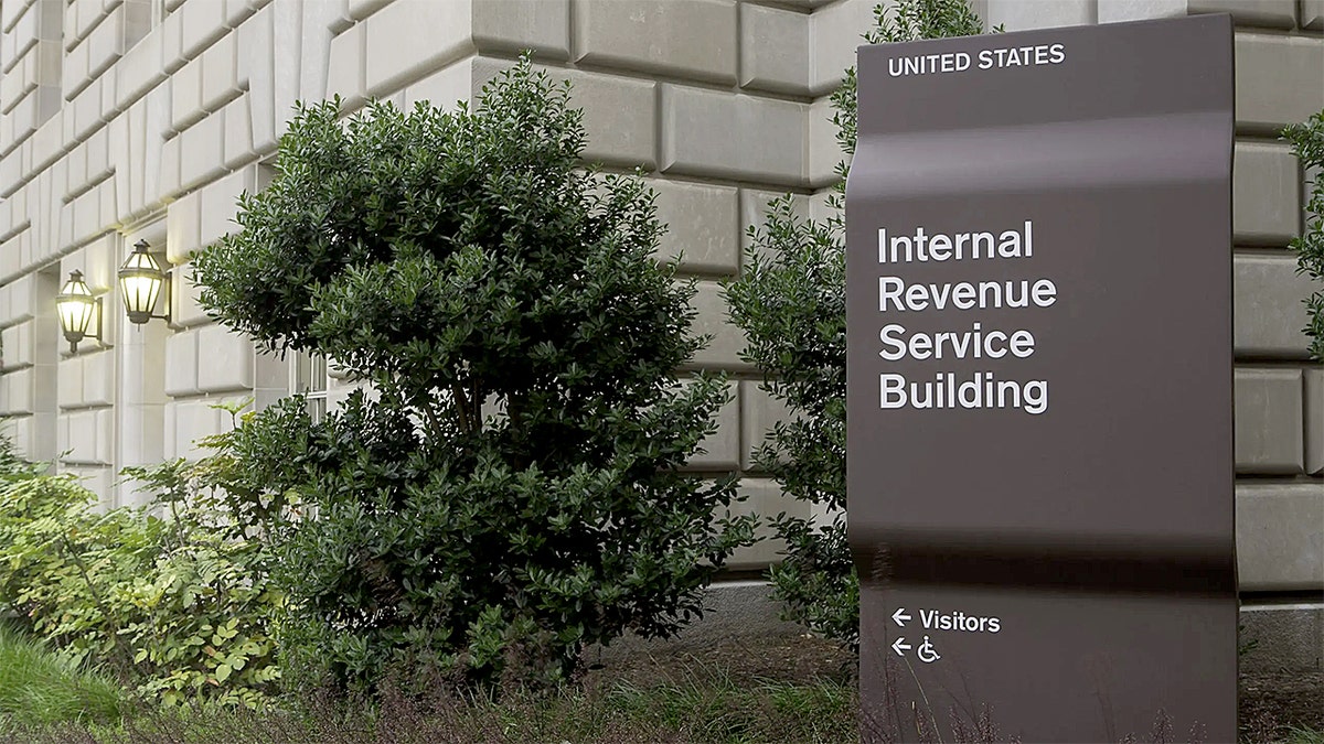 IRS improperly disclosed taxpayer data to DHS officials, court filing shows