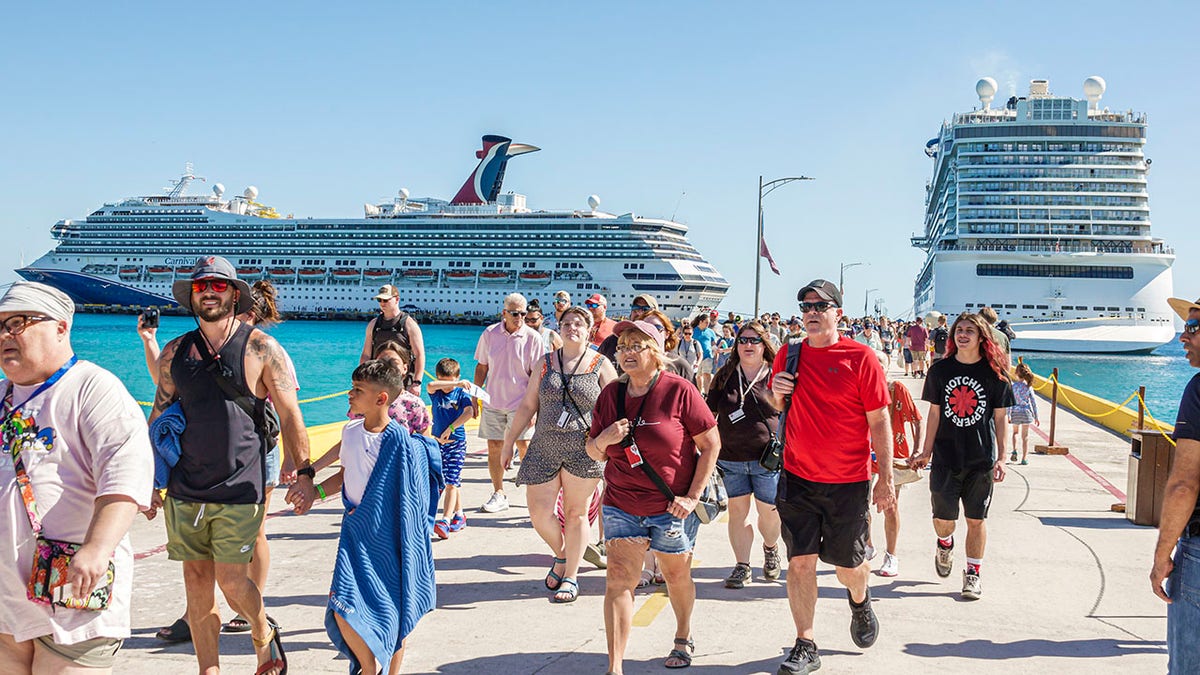 Norwegian Cruise Line passengers slam new dining dress code as ‘idiotic’