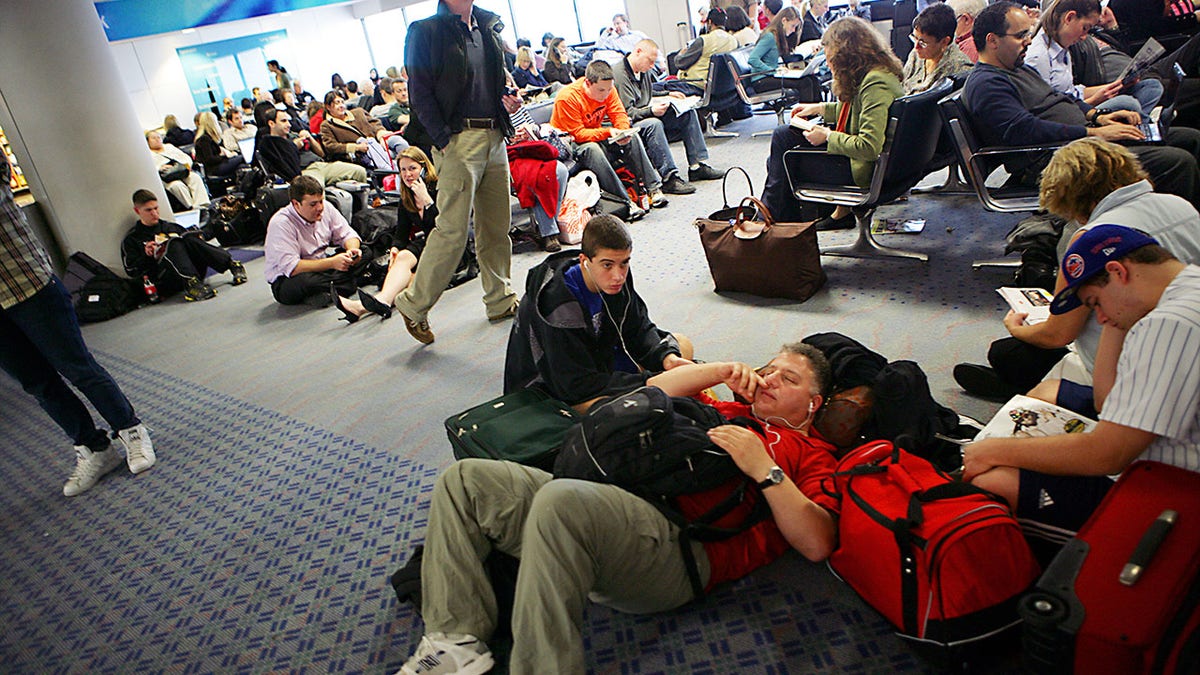 Tampa International Airport sparks firestorm with hilarious pajama ban post