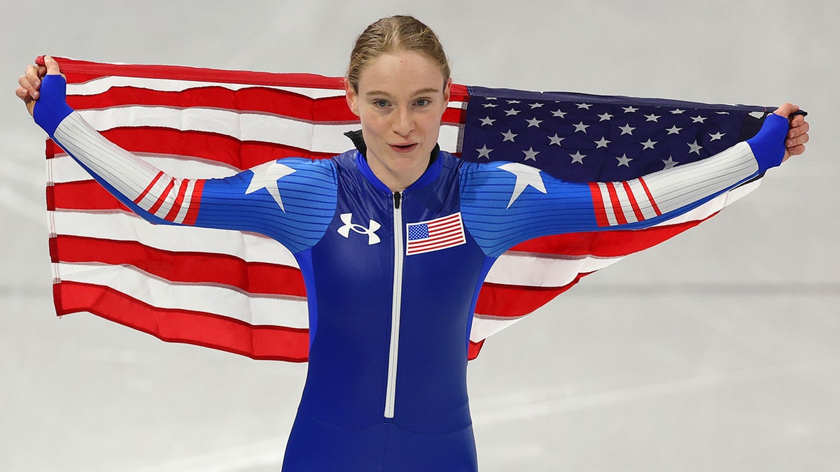 Corinne Stoddard wins Olympic short track bronze, first US woman to medal 2010