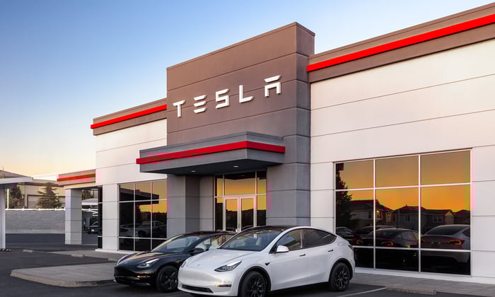 Here’s Why Tesla Is Discontinuing the Model S and Model X