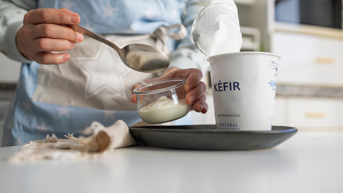 Kefir with prebiotic fiber beats omega-3s for inflammation reduction